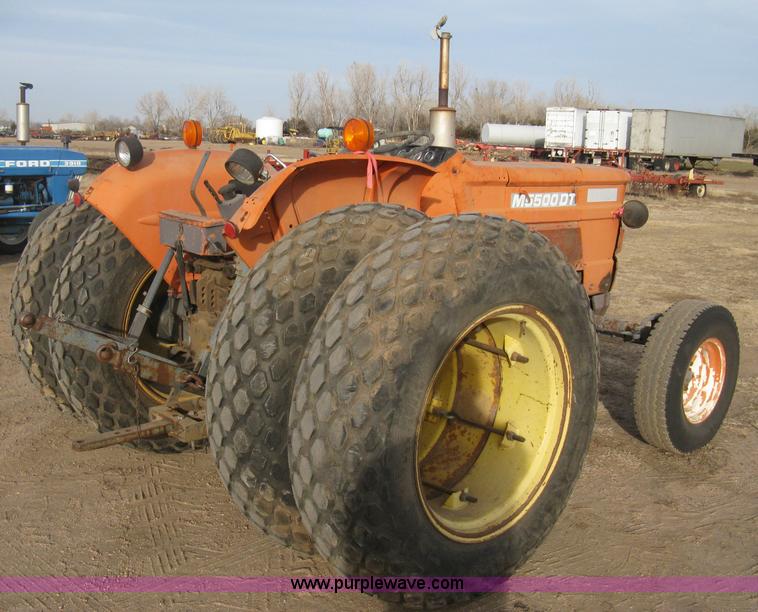 image for item B8413 Kubota M5500 DT tractor