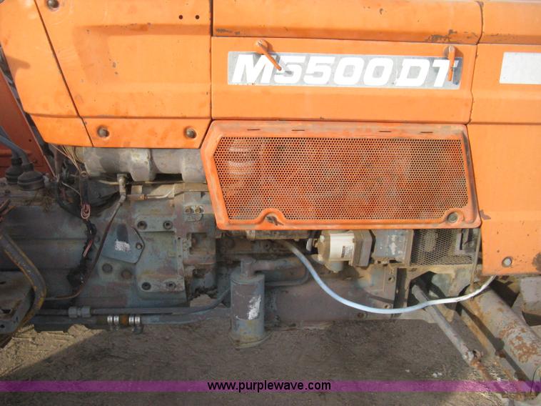 image for item B8413 Kubota M5500 DT tractor