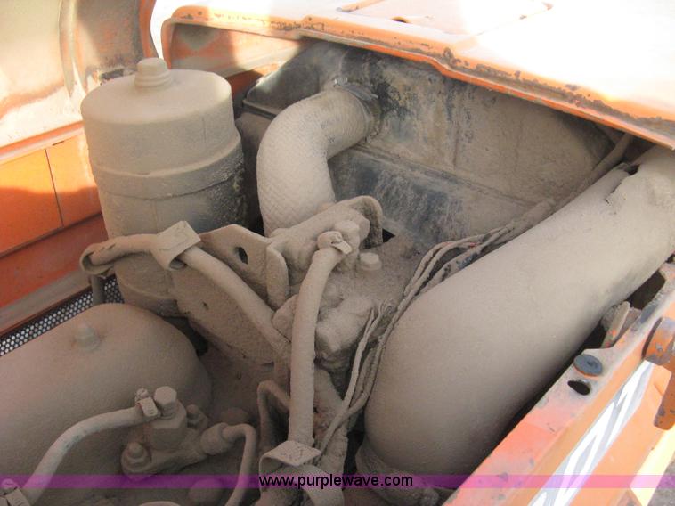 image for item B8413 Kubota M5500 DT tractor