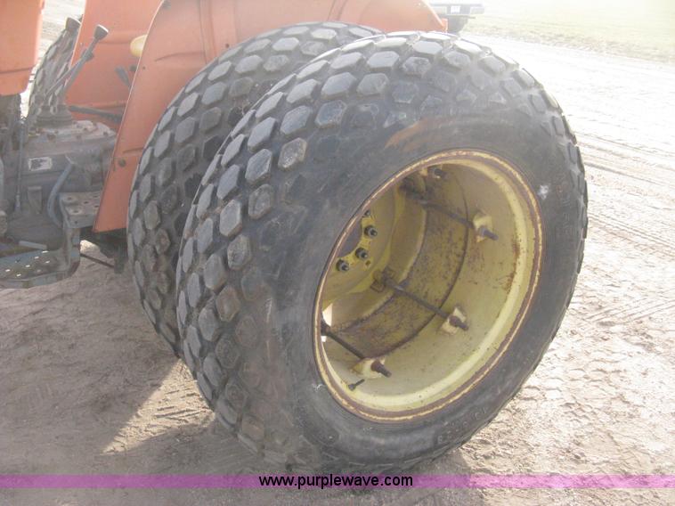 image for item B8413 Kubota M5500 DT tractor