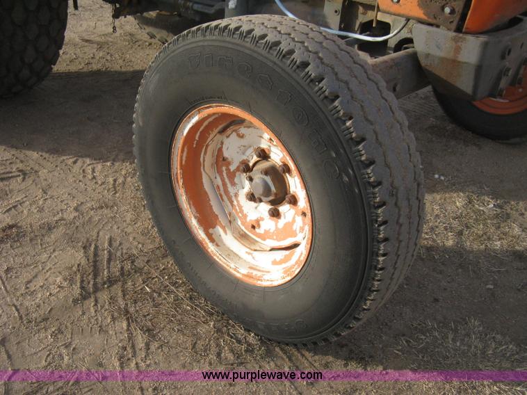 image for item B8413 Kubota M5500 DT tractor