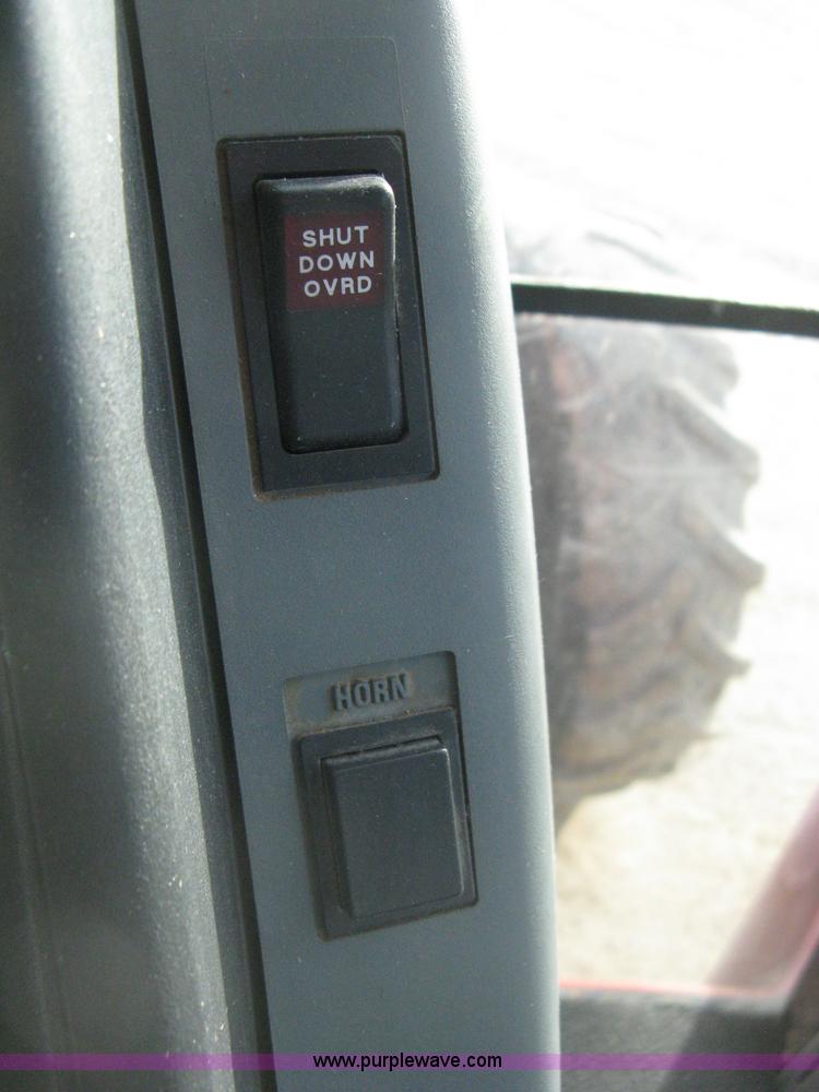 image for item B8417 1998 Case IH Magnum 8950 MFWD tractor