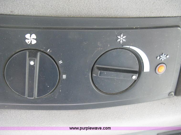 image for item B8417 1998 Case IH Magnum 8950 MFWD tractor