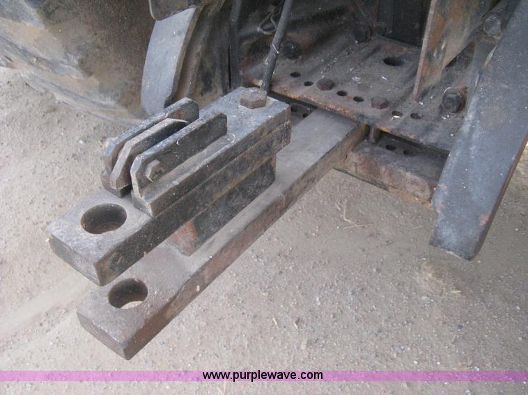 image for item B8417 1998 Case IH Magnum 8950 MFWD tractor