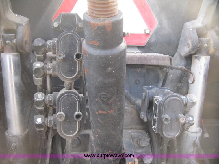 image for item B8417 1998 Case IH Magnum 8950 MFWD tractor