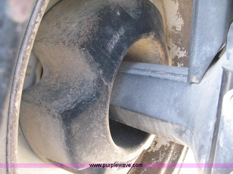 image for item B8417 1998 Case IH Magnum 8950 MFWD tractor