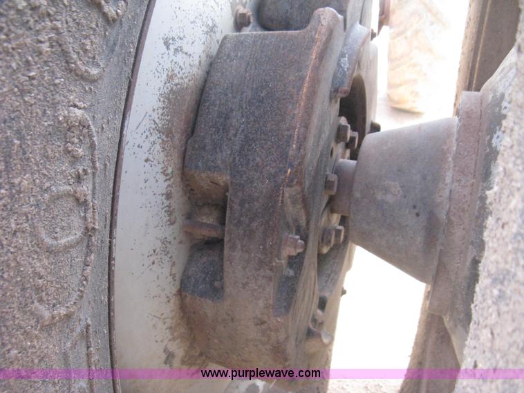 image for item B8417 1998 Case IH Magnum 8950 MFWD tractor