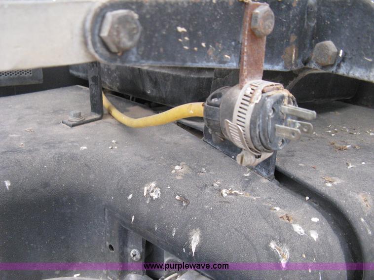 image for item B8417 1998 Case IH Magnum 8950 MFWD tractor