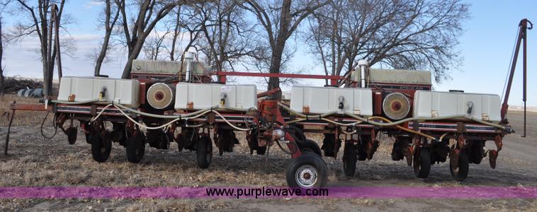 image for item C3389 Case IH 800 planter