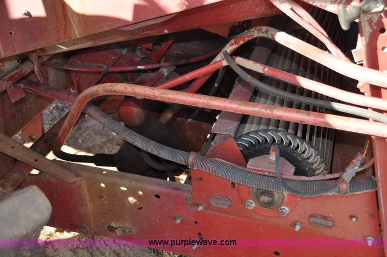image for item C3390 1990 Case IH 1680 combine