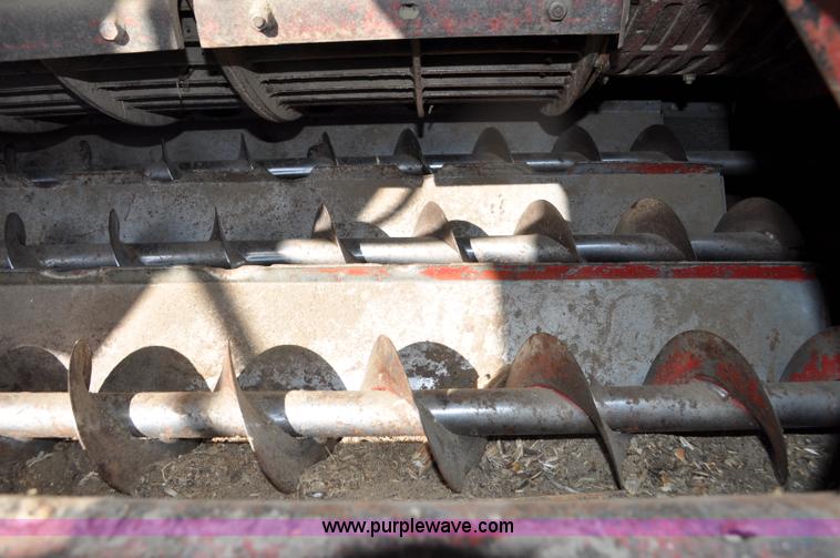 image for item C3390 1990 Case IH 1680 combine