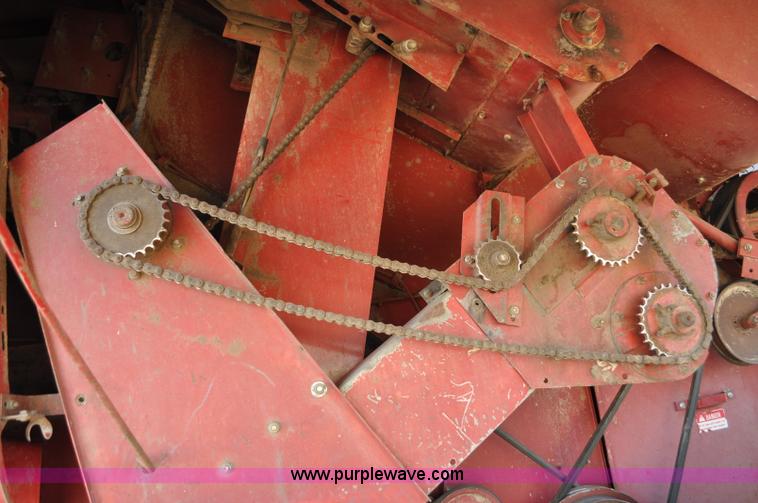 image for item C3390 1990 Case IH 1680 combine