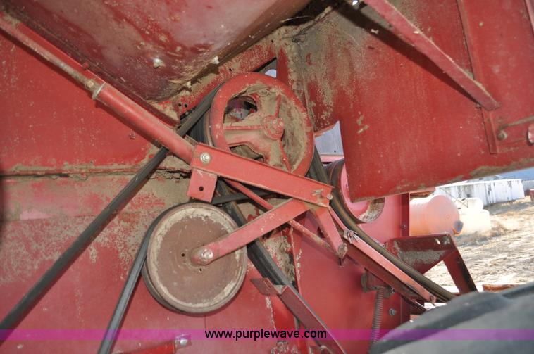 image for item C3390 1990 Case IH 1680 combine