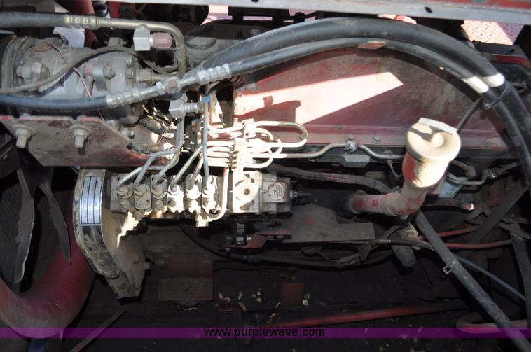 image for item C3390 1990 Case IH 1680 combine