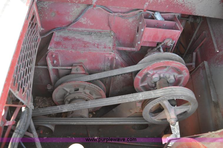 image for item C3390 1990 Case IH 1680 combine