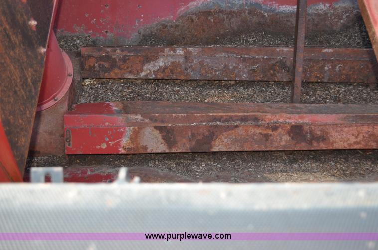 image for item C3390 1990 Case IH 1680 combine