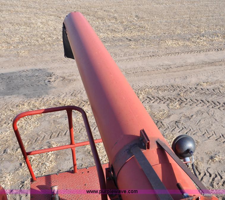 image for item C3390 1990 Case IH 1680 combine