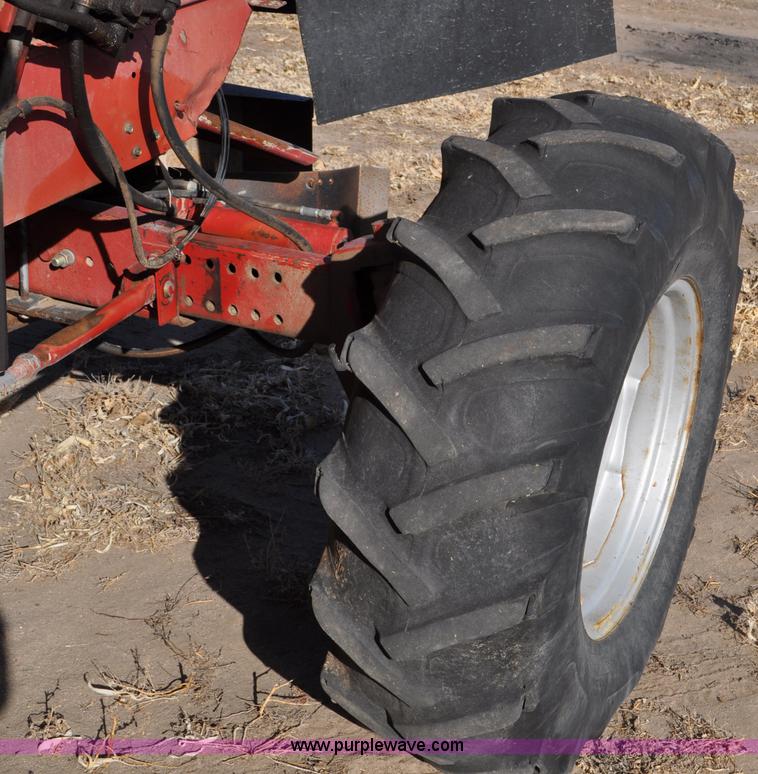 image for item C3390 1990 Case IH 1680 combine