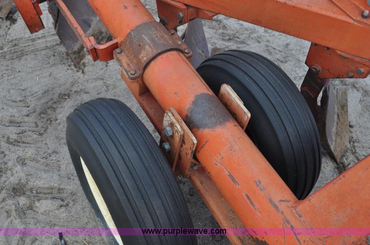 image for item C3391 Massey Fergusen 570 five bottom rollover plow