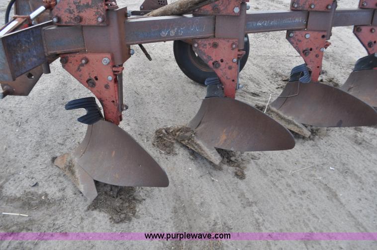 image for item C3392 International 140 four bottom rollover plow