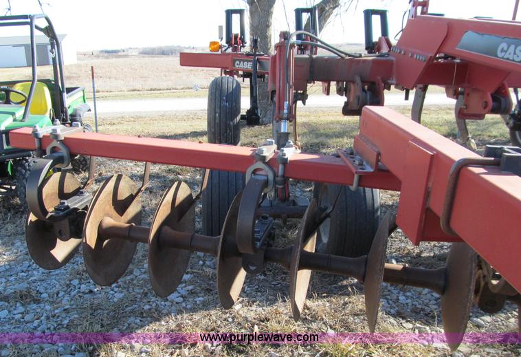 image for item D7136 Case IH 6800 combo mulch ripper