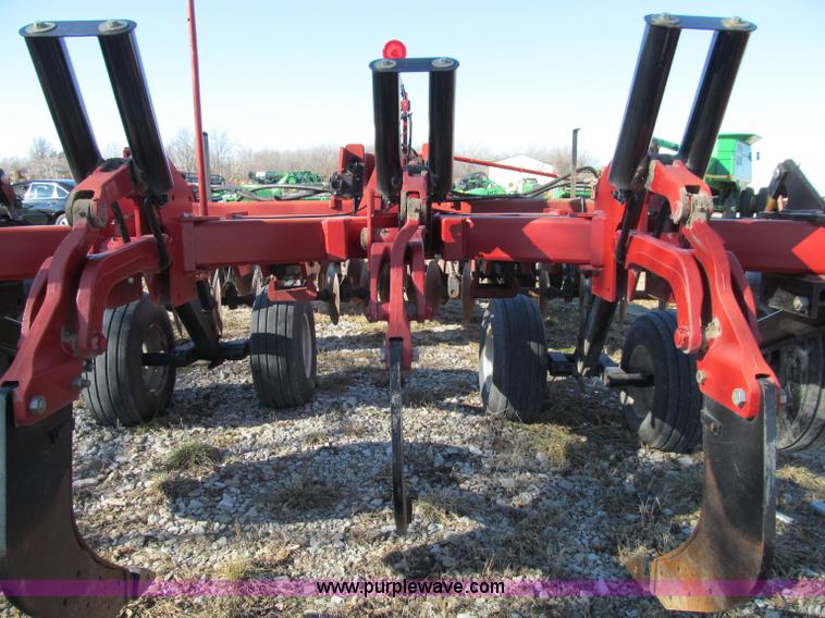 image for item D7136 Case IH 6800 combo mulch ripper