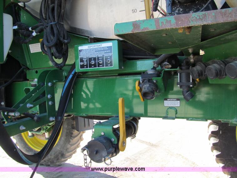 image for item D7138 2010 John Deere 4930 self-propelled sprayer