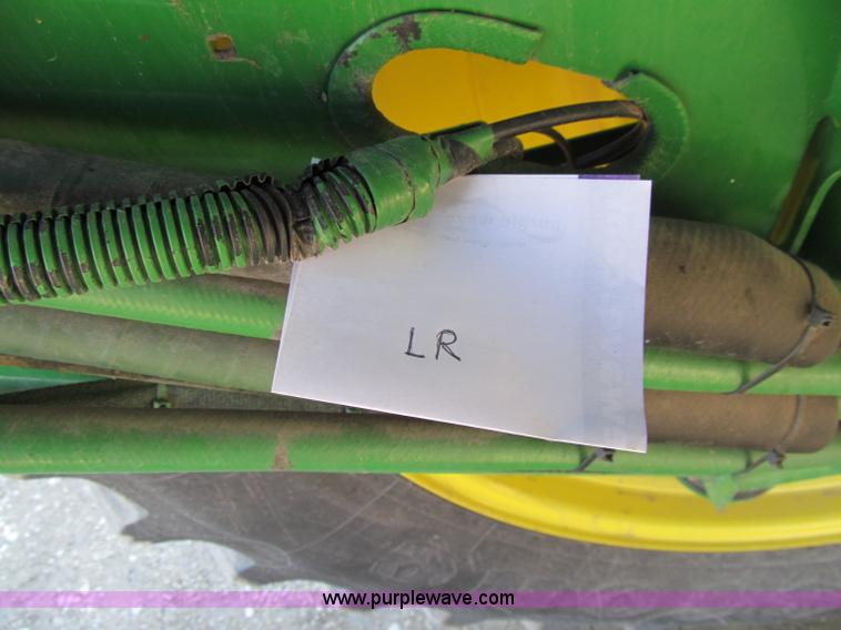 image for item D7138 2010 John Deere 4930 self-propelled sprayer