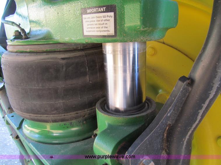 image for item D7138 2010 John Deere 4930 self-propelled sprayer