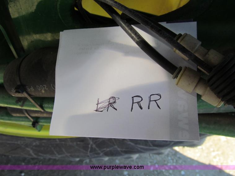 image for item D7138 2010 John Deere 4930 self-propelled sprayer