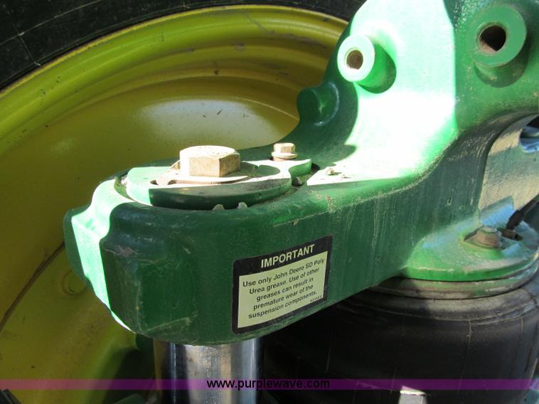 image for item D7138 2010 John Deere 4930 self-propelled sprayer