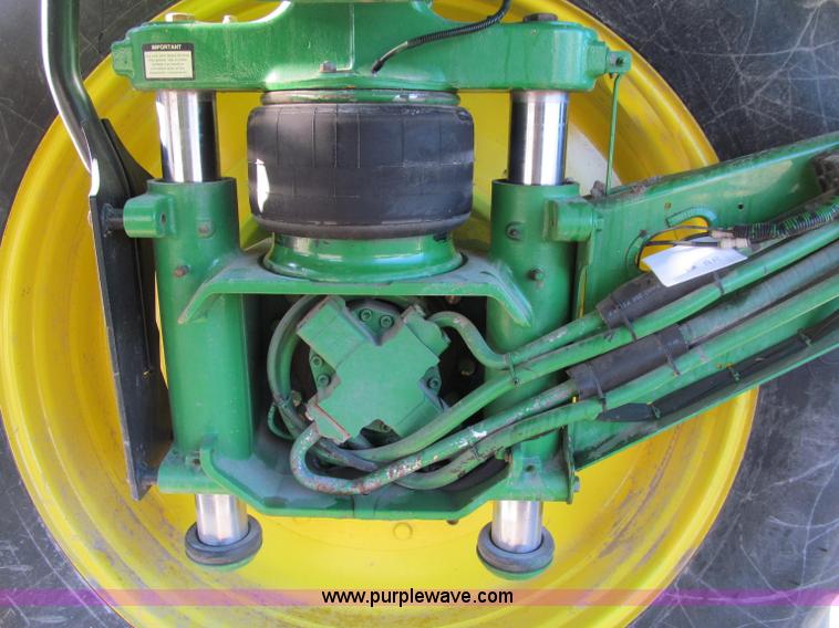 image for item D7138 2010 John Deere 4930 self-propelled sprayer