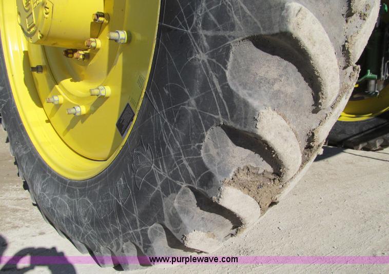 image for item D7138 2010 John Deere 4930 self-propelled sprayer