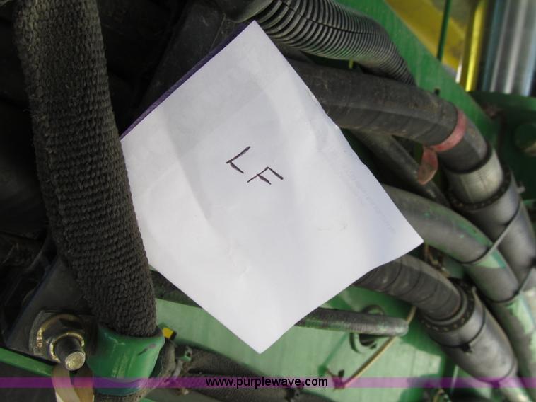 image for item D7138 2010 John Deere 4930 self-propelled sprayer