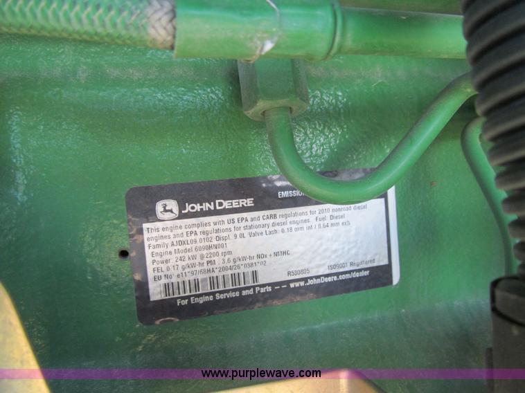 image for item D7138 2010 John Deere 4930 self-propelled sprayer