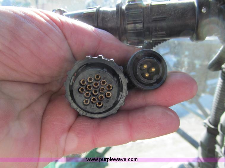 image for item D7138 2010 John Deere 4930 self-propelled sprayer