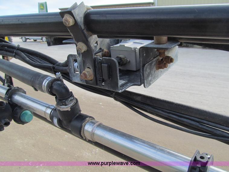 image for item D7138 2010 John Deere 4930 self-propelled sprayer