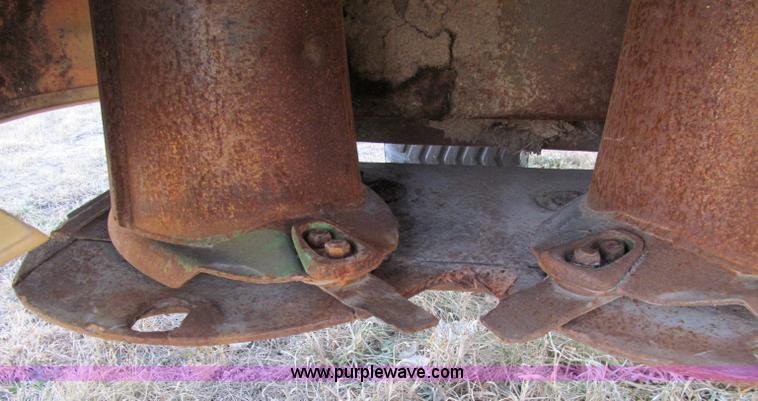 image for item D7140 2005 Krone EC-4013CV mower conditioner