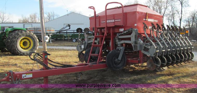 image for item D7141 2004 Hiniker 4836 air seeder