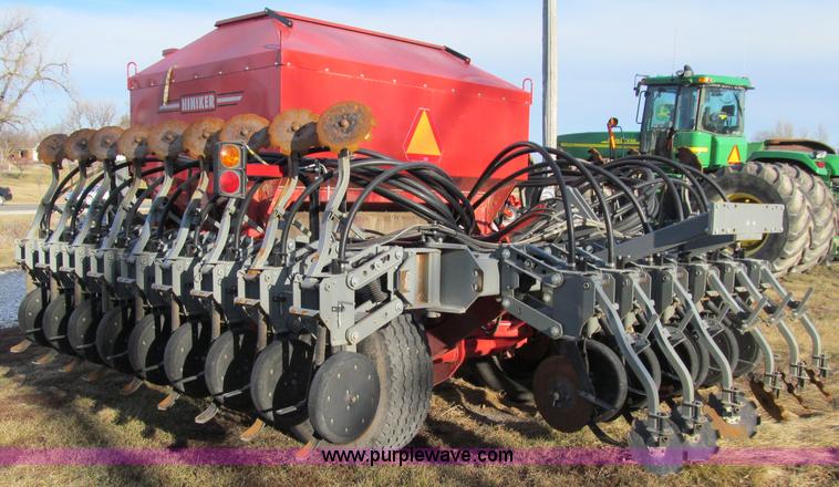 image for item D7141 2004 Hiniker 4836 air seeder