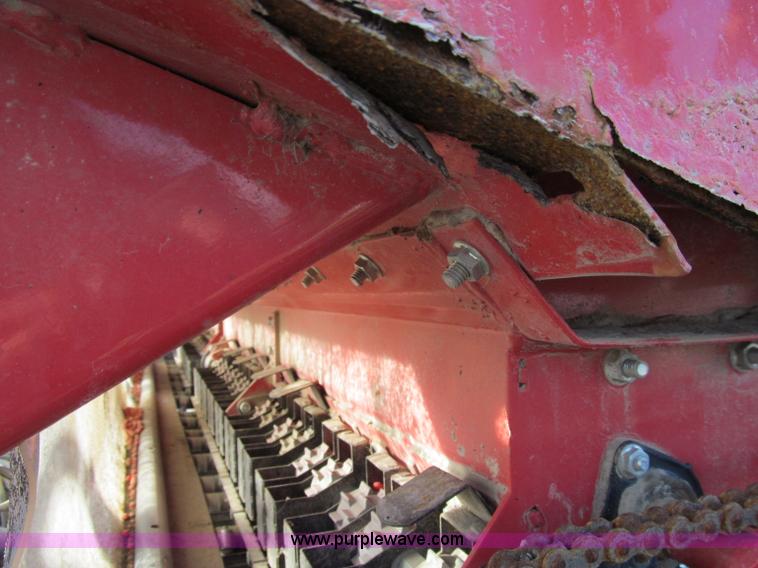image for item D7141 2004 Hiniker 4836 air seeder