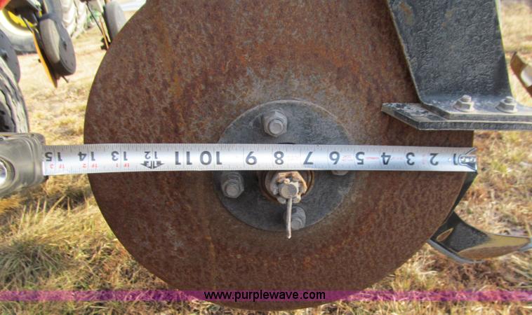 image for item D7141 2004 Hiniker 4836 air seeder