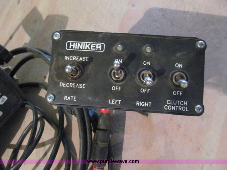 image for item D7141 2004 Hiniker 4836 air seeder