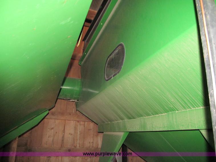 image for item D7143 Parker 450 grain cart