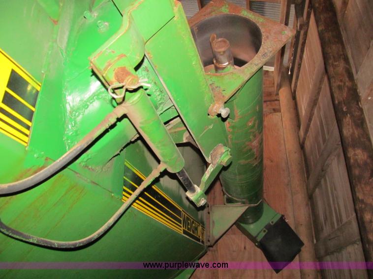 image for item D7144 Brent 420 grain cart