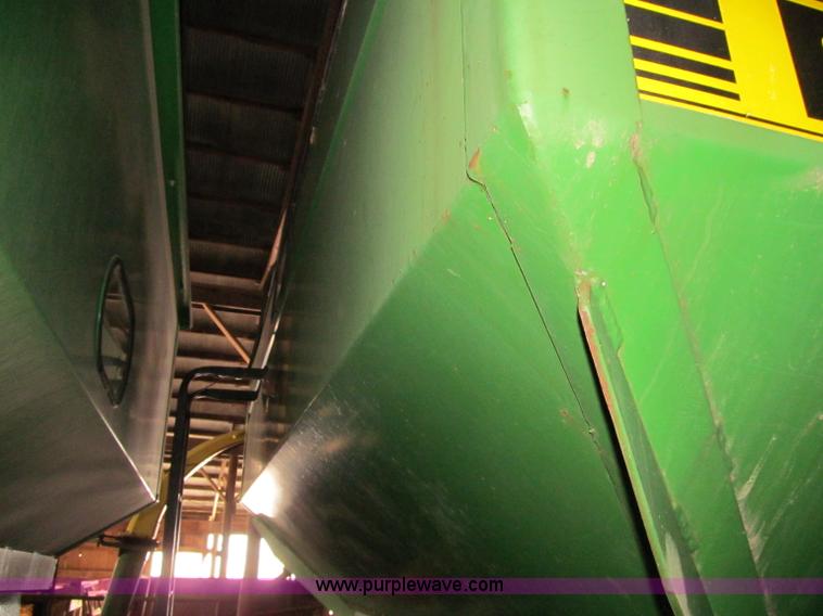 image for item D7144 Brent 420 grain cart