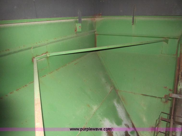 image for item D7144 Brent 420 grain cart