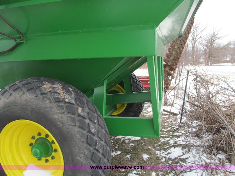 image for item D7145 Killbros grain cart