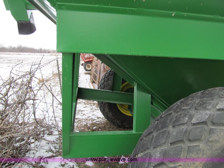 image for item D7145 Killbros grain cart