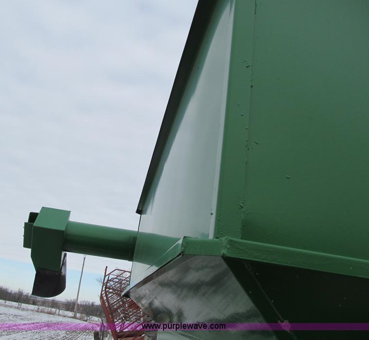 image for item D7145 Killbros grain cart